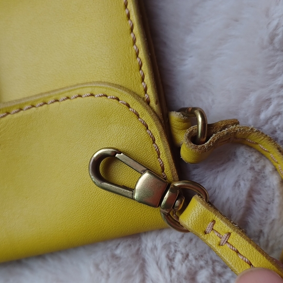 Fossil  clutch/ wallet